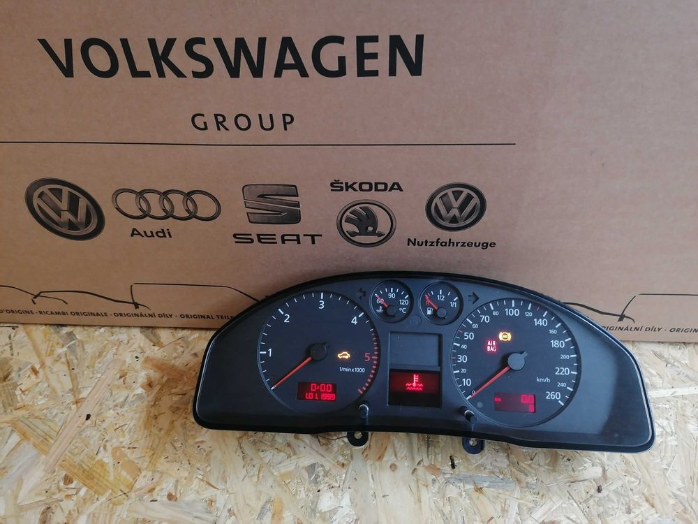 Quadrante painel instrumentos audi A4 B5 TDI marca VDO